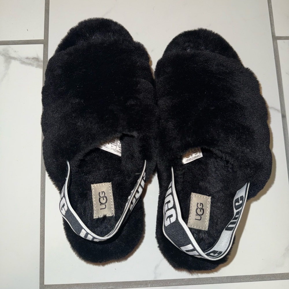 Ugg Fluff Yeah Black Slides - image 1